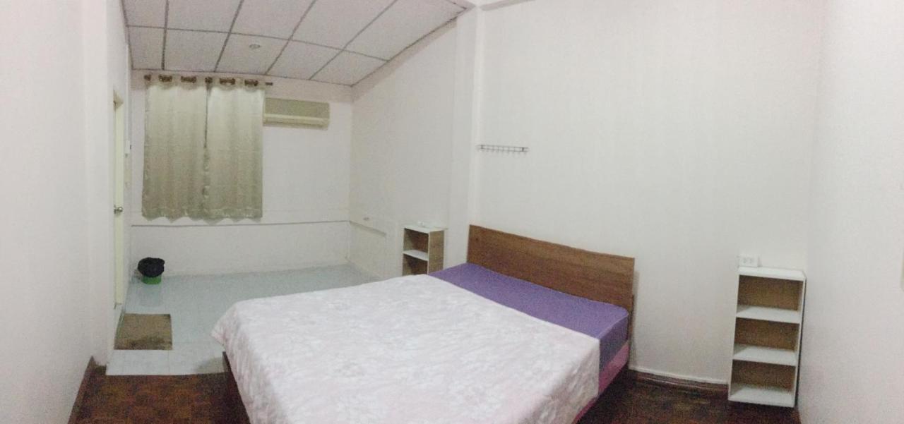 Jd Hostel Аюттхая Екстер'єр фото